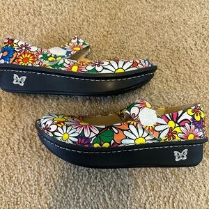 Allegria Nursing Clogs